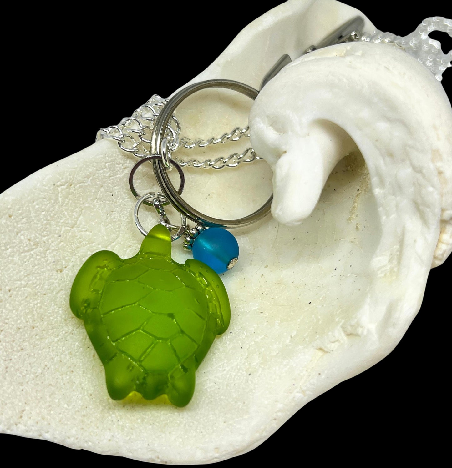 Sea Turtle Eyeglass Lanyard – Green Glass Turtle Necklace Chain & ID Badge Holder, Coastal Gift