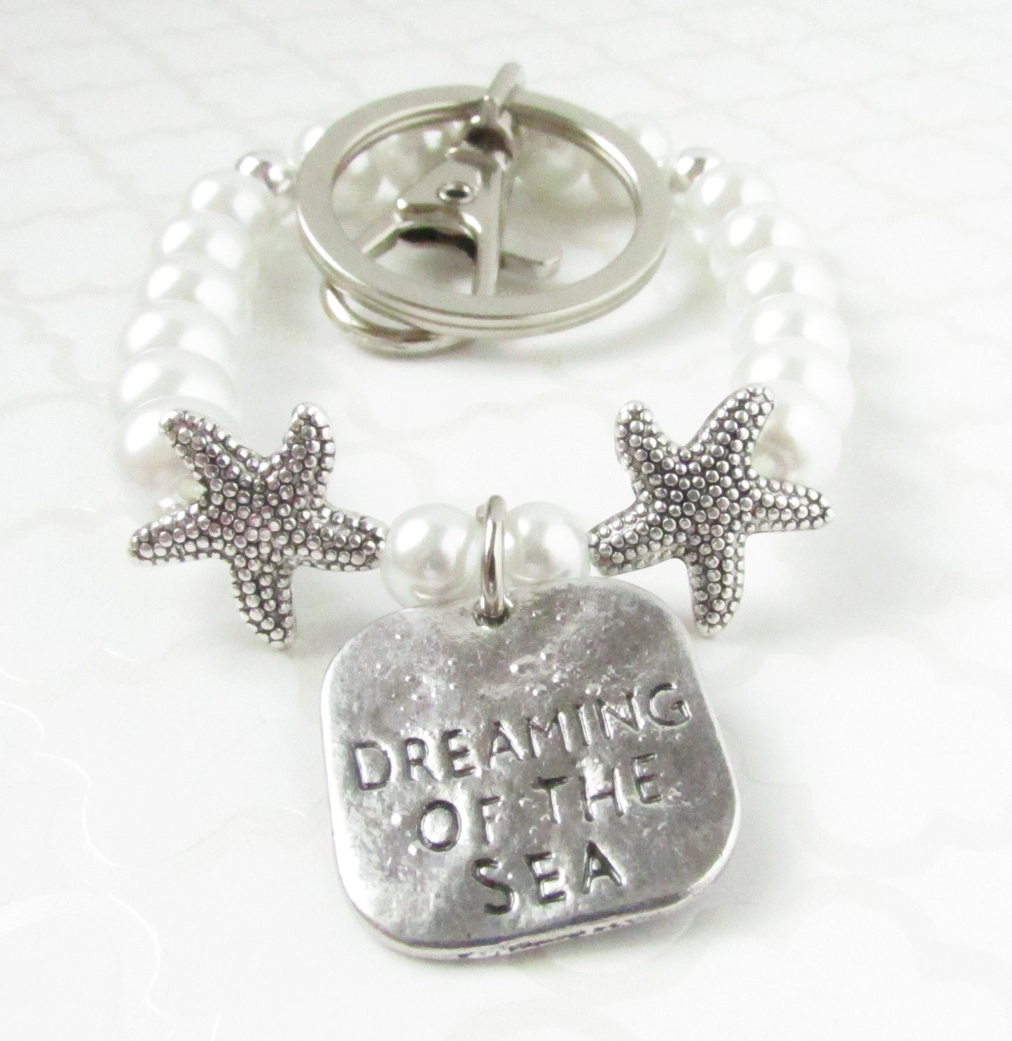 Pearl Bracelet Keychain – Starfish Charms & Beach Quote Wristlet, Elegant Coastal Gift for Her