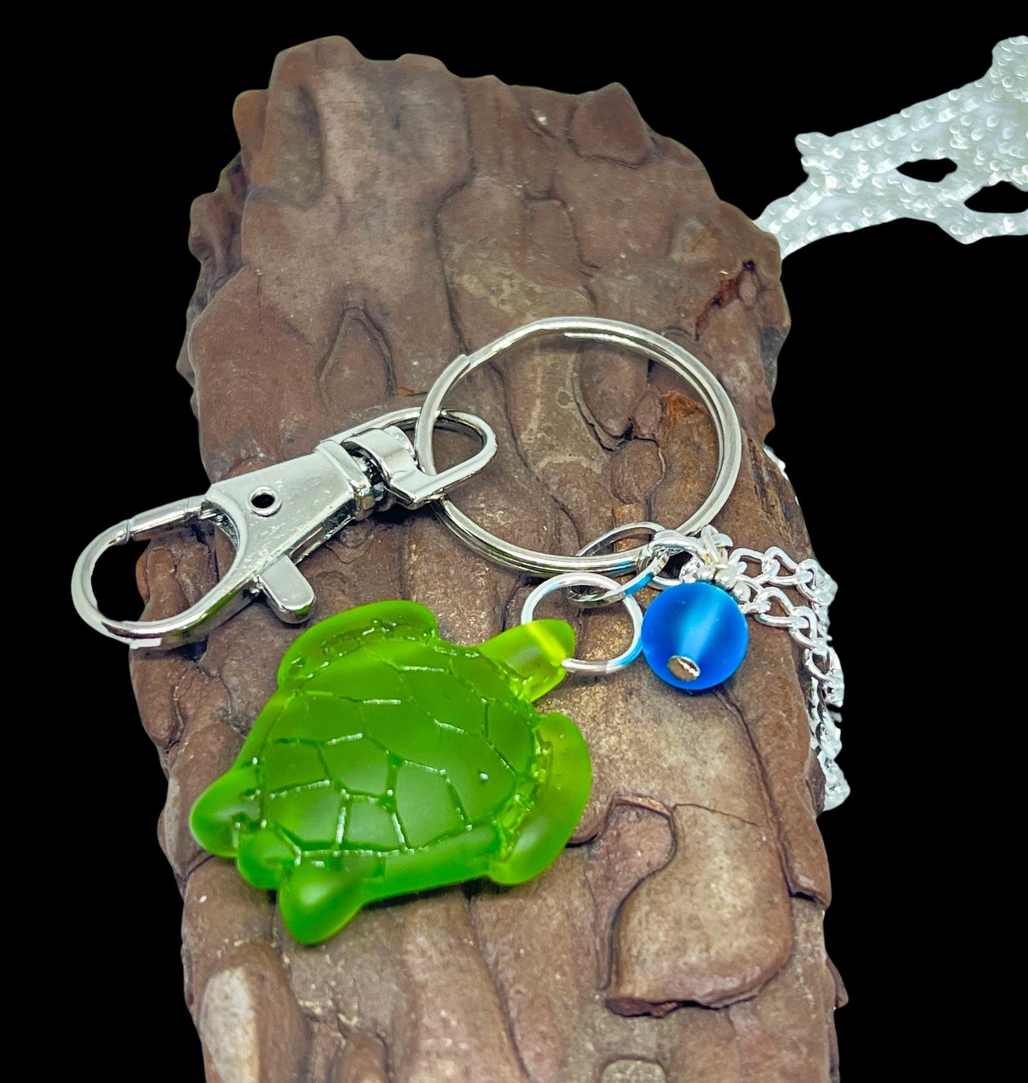 Sea Turtle Eyeglass Lanyard – Green Glass Turtle Necklace Chain & ID Badge Holder, Coastal Gift