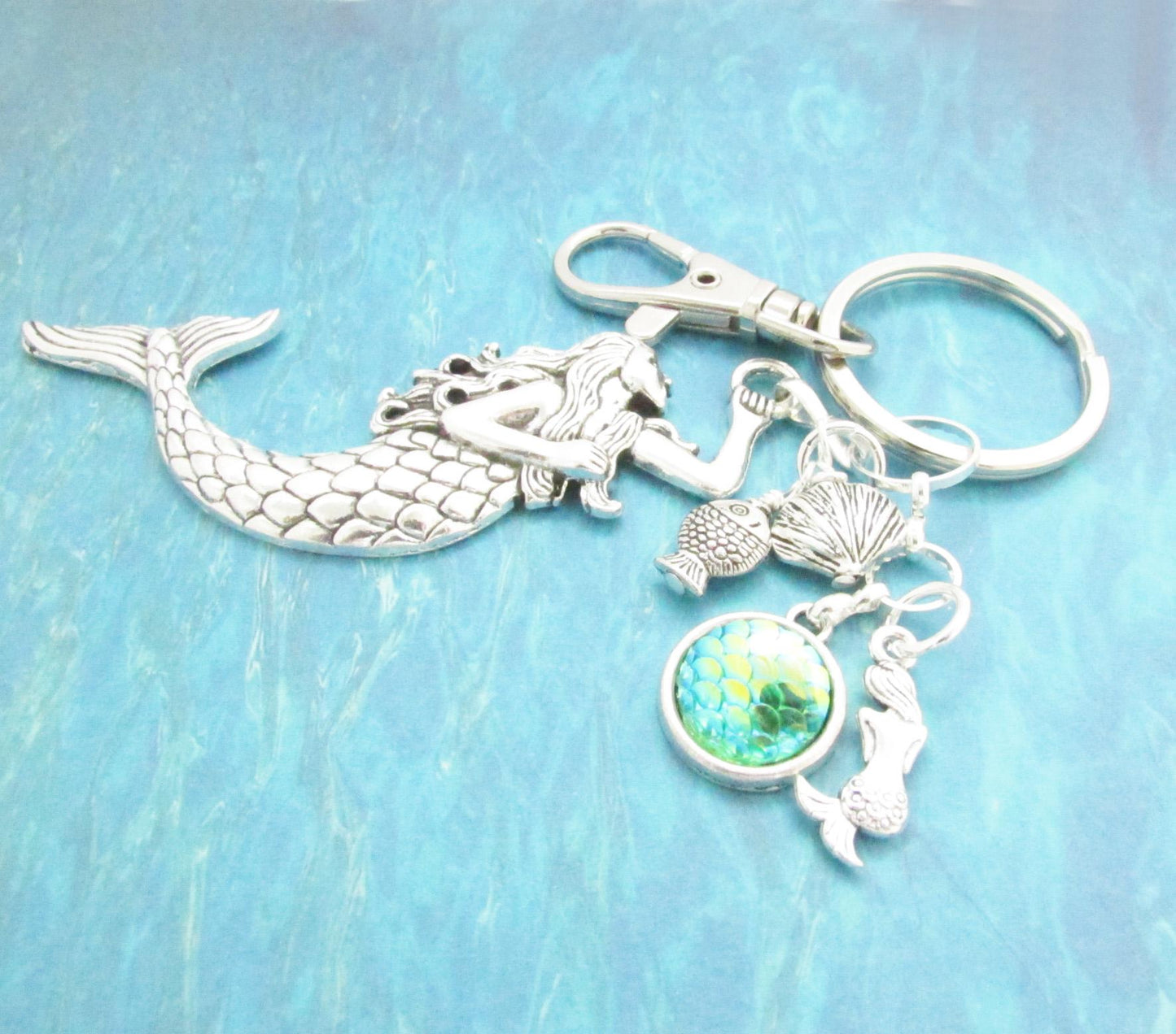 Mermaid Keychain & Purse Charm – Tropical Fish Scale Beach Accessory, Gift Under $20