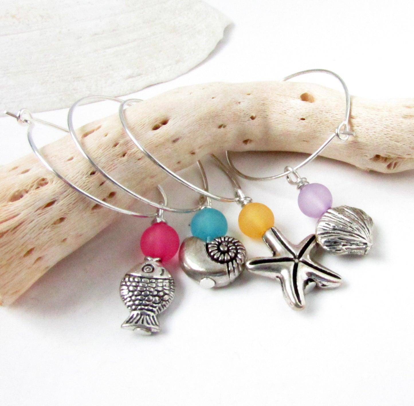 Beach Wine Glass Charms – Coastal Drink Markers with Starfish, Fish & Shell, Set of 4