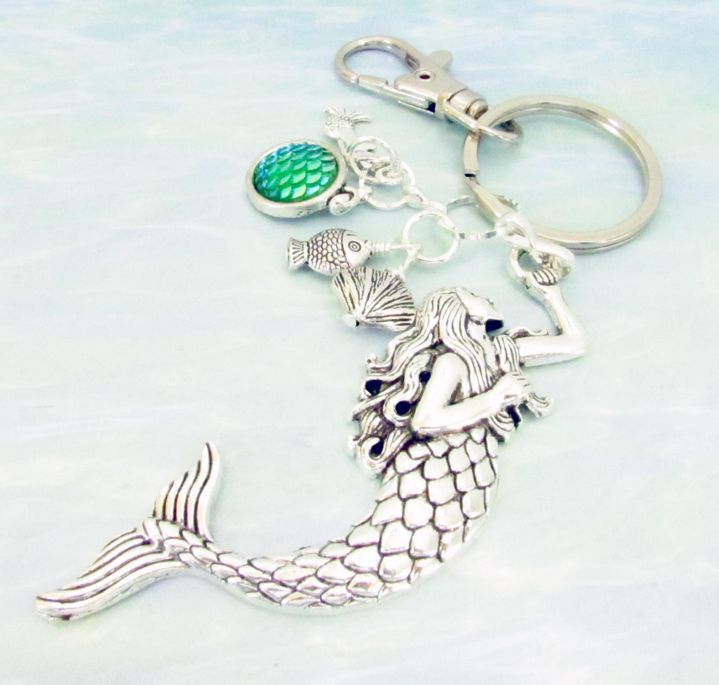 Mermaid Keychain & Purse Charm – Tropical Fish Scale Beach Accessory, Gift Under $20