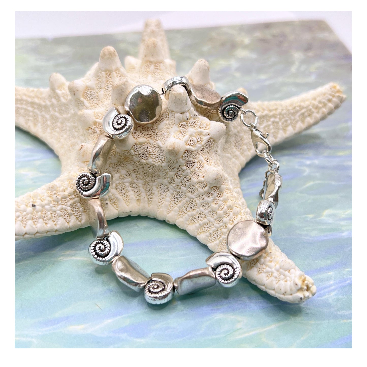 Beach Charm Bracelet – Starfish or Seashell Design, Handmade Coastal Jewelry for Women